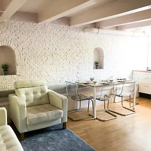 https://kg-house.amsterdamhotelsnl.com