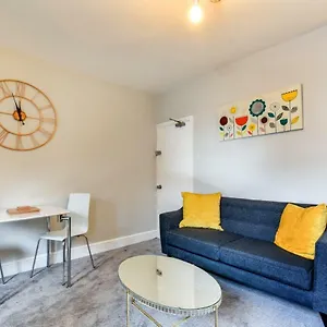 https://apartment-1-at-3-jubilee.yorkshirehotels.net