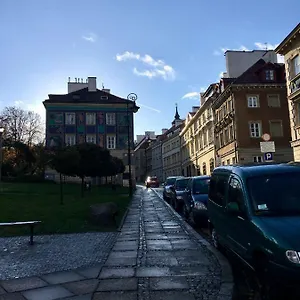https://przytulny-apartament-przy-barbakanie.warsawhotelspoland.com