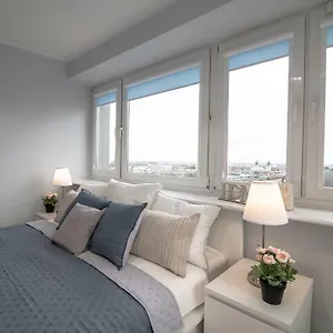 https://wlr-apartments-swietokrzyska-i.warsawhotelspoland.com
